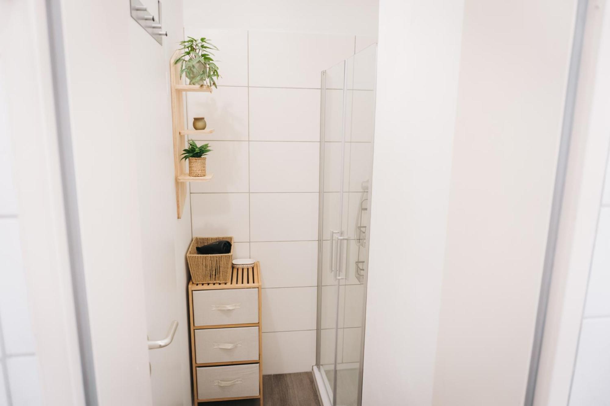 Raum Life - Vintage Loft - Heimkino Netflix - 2X Privat Parkplaetze Apartment Straubing Exterior photo